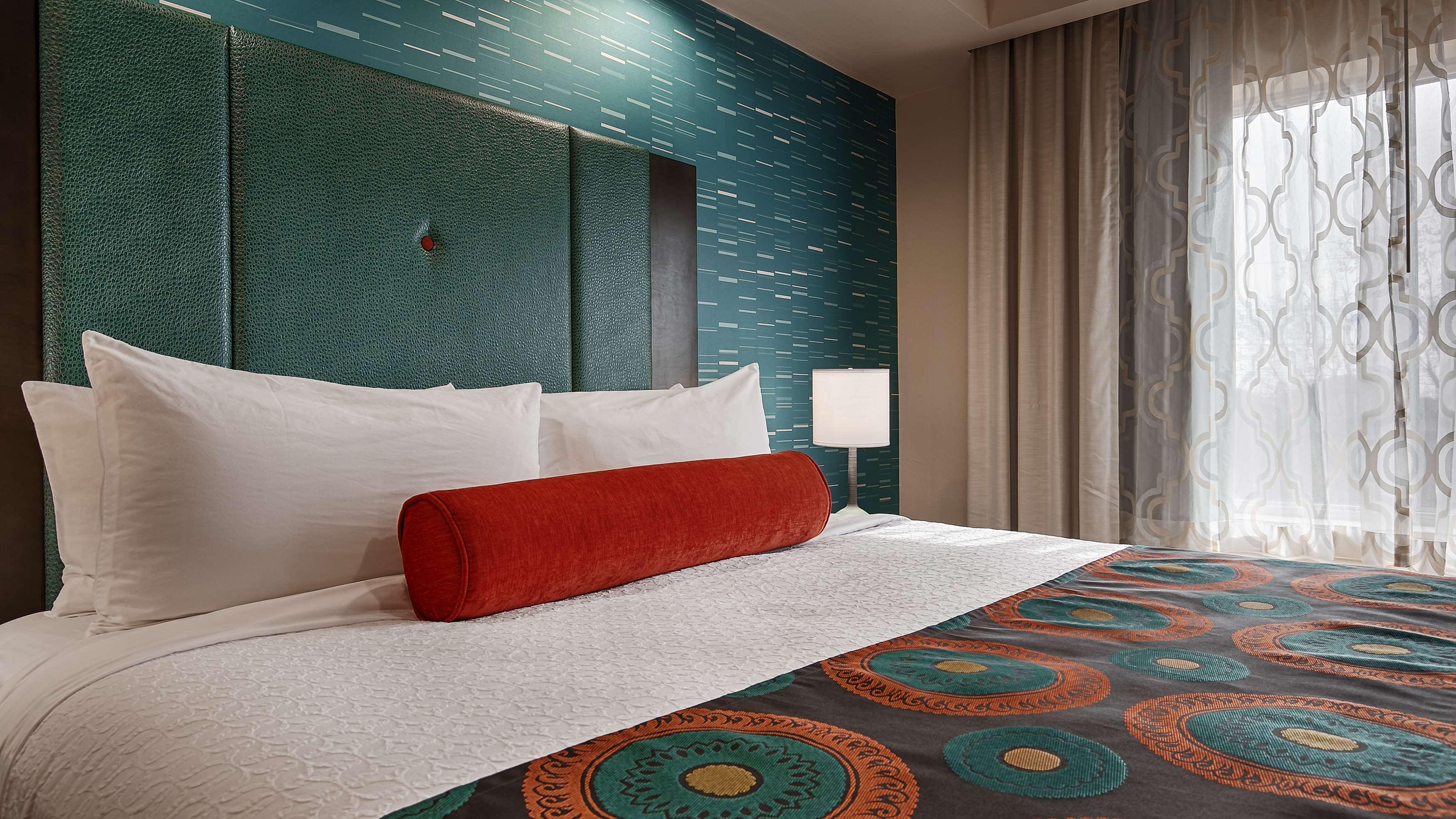 Best Western Premier Ashton Suites - Willowbrook Houston Exterior photo