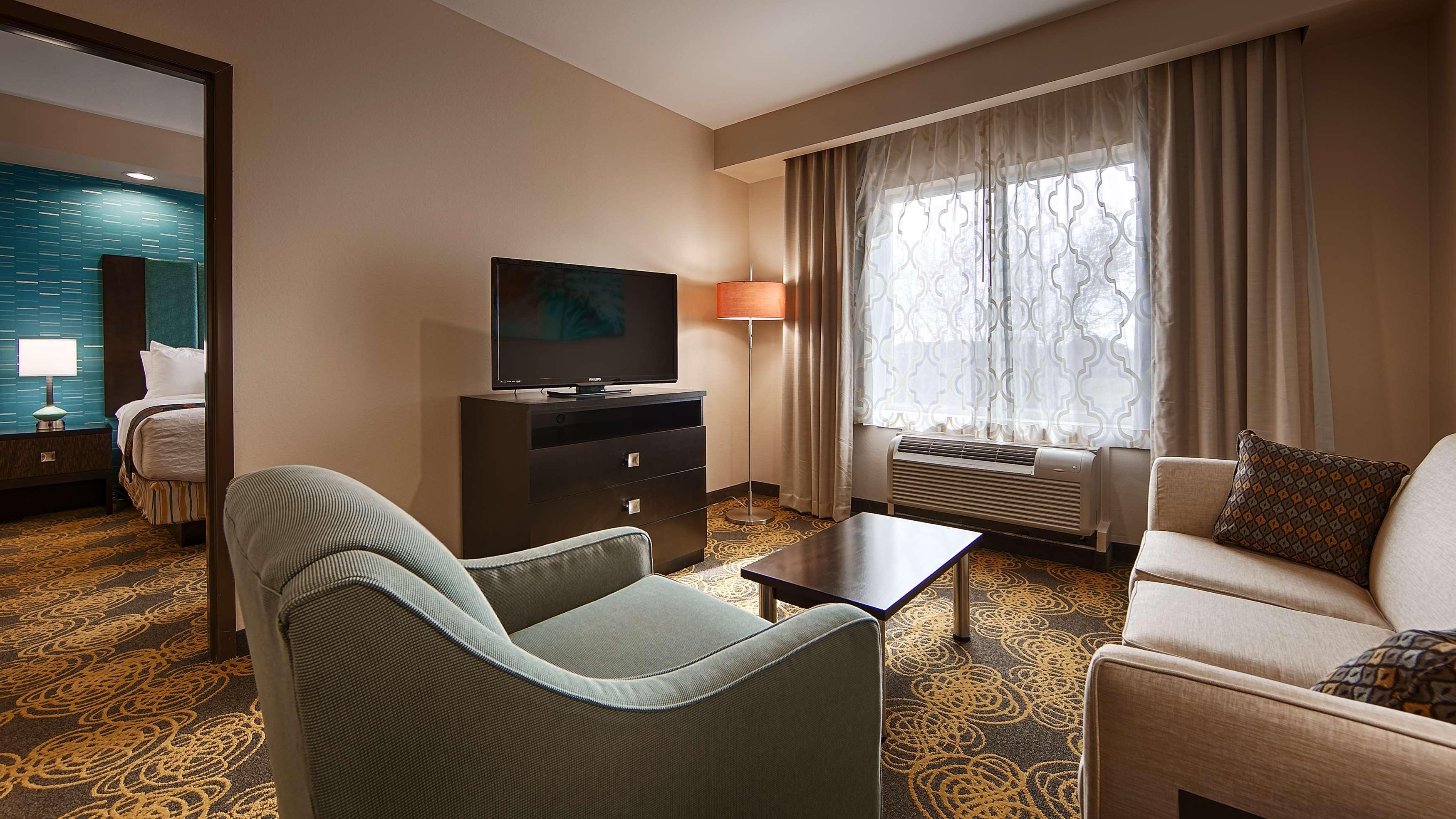 Best Western Premier Ashton Suites - Willowbrook Houston Exterior photo