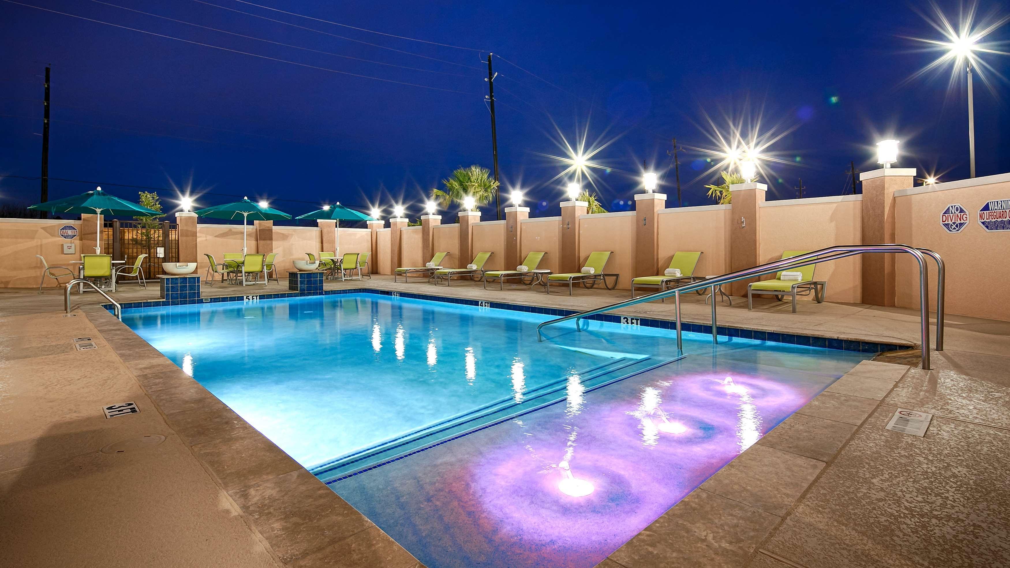 Best Western Premier Ashton Suites - Willowbrook Houston Exterior photo