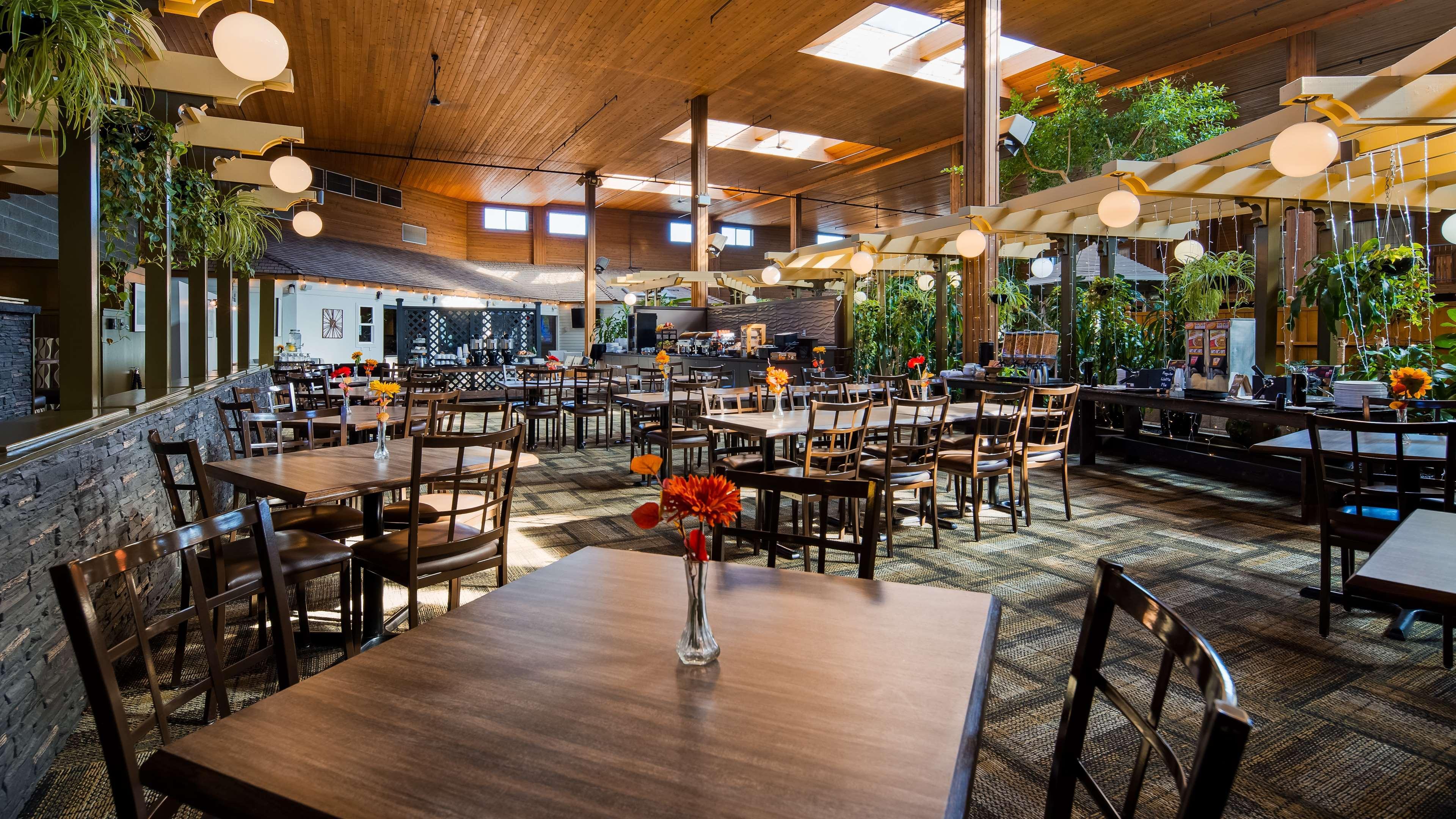 Best Western Premier Ashton Suites - Willowbrook Houston Exterior photo