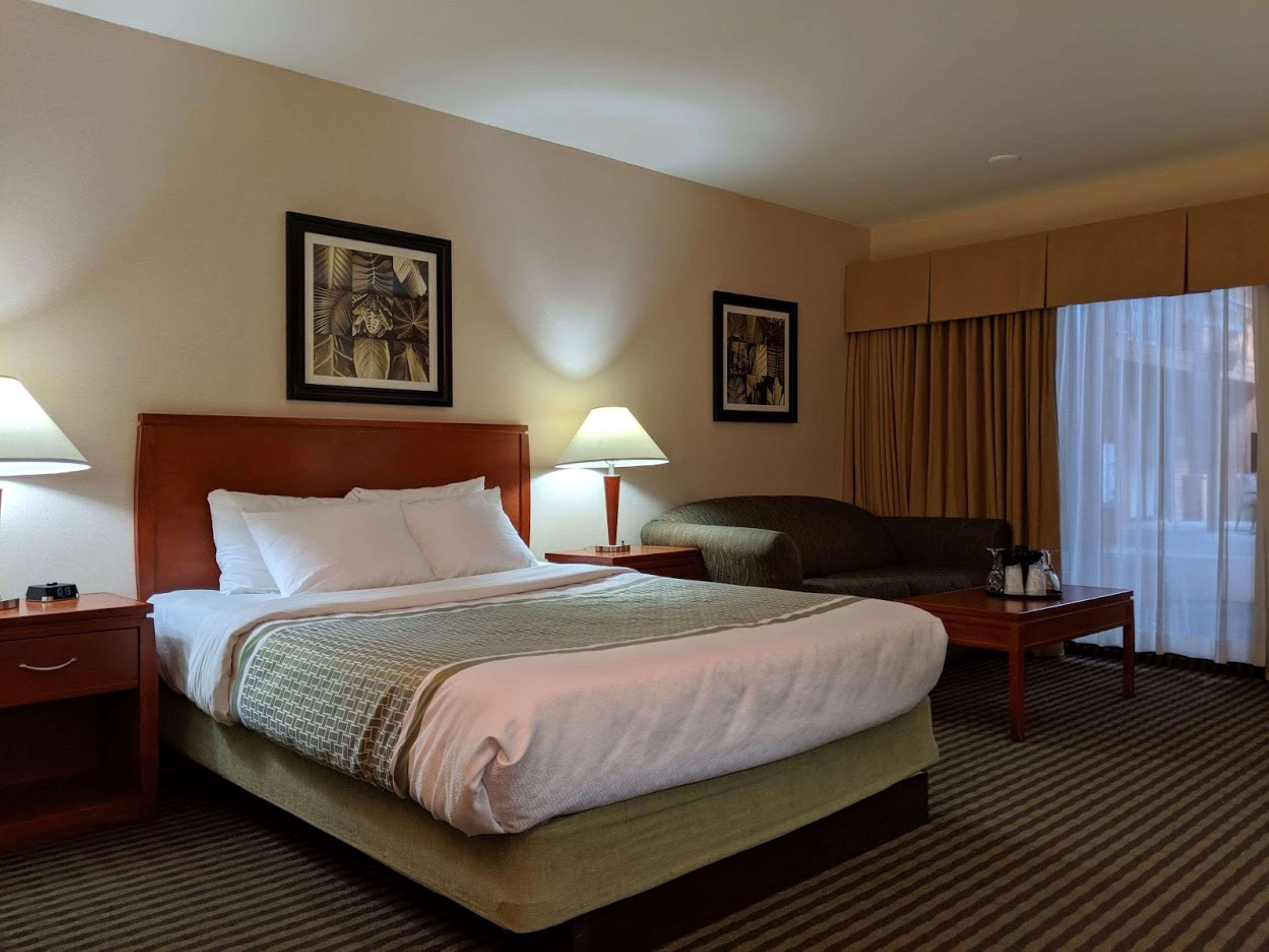 Best Western Premier Ashton Suites - Willowbrook Houston Exterior photo